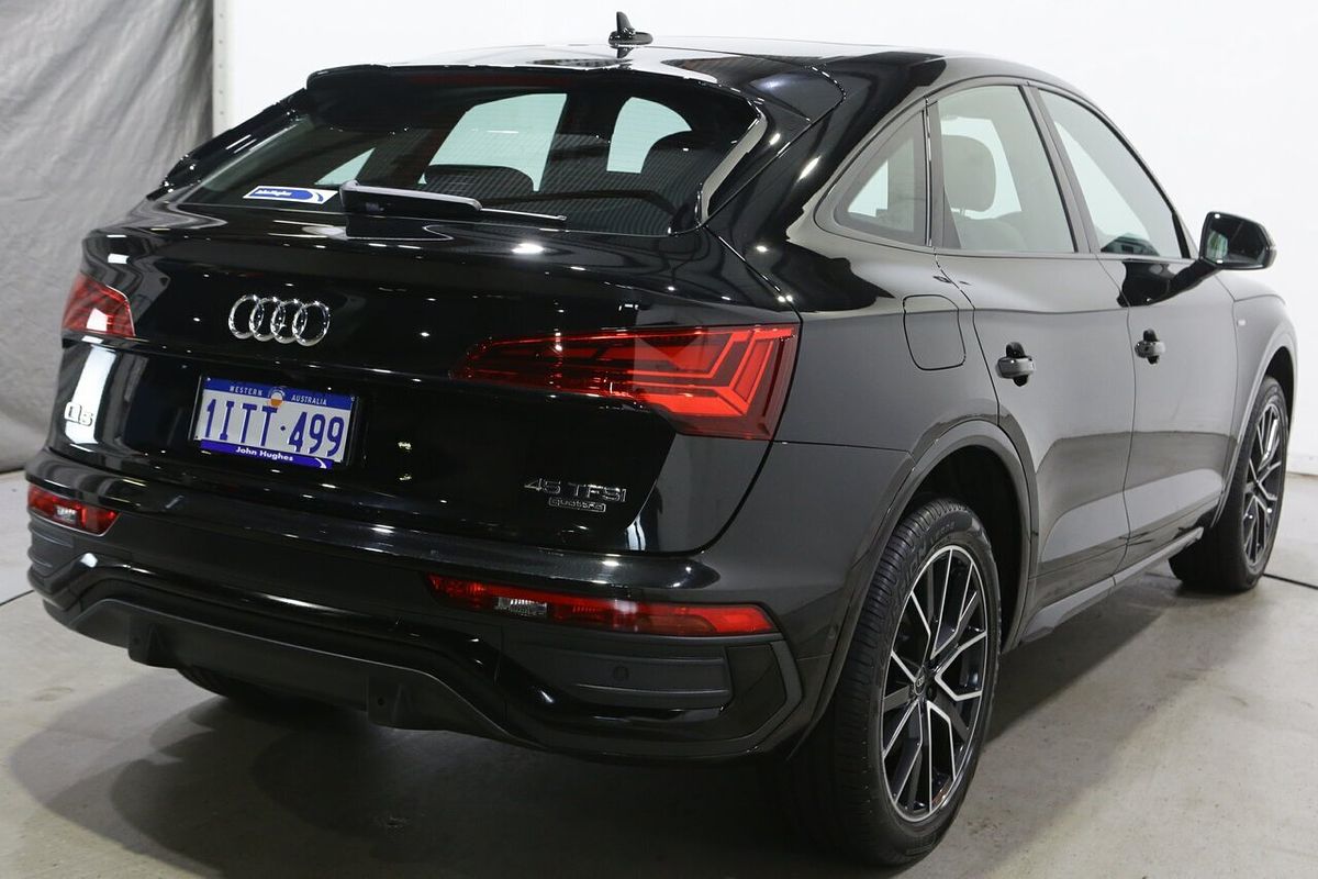 2022 Audi Q5 45 TFSI S line FY
