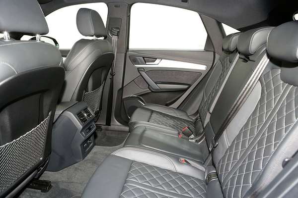2022 Audi Q5 45 TFSI S line FY
