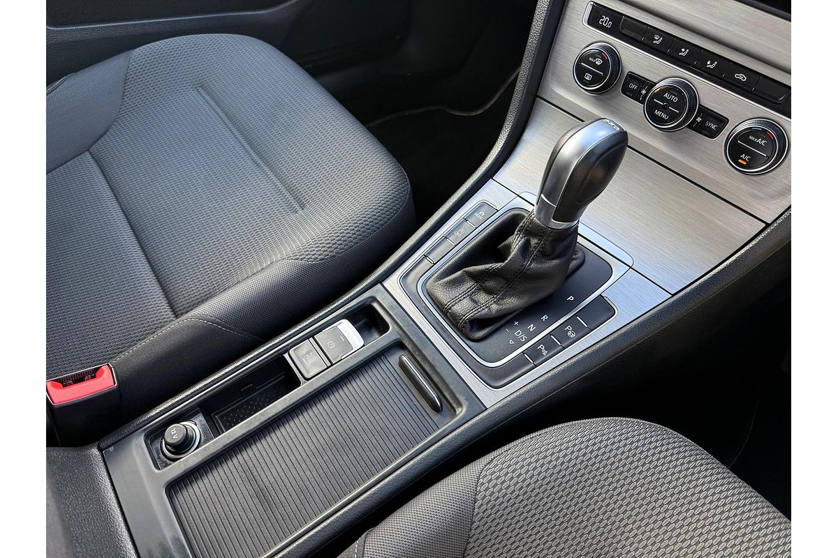 2015 Volkswagen Golf 92TSI Comfortline 7