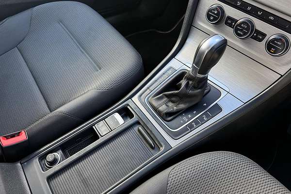 2015 Volkswagen Golf 92TSI Comfortline 7