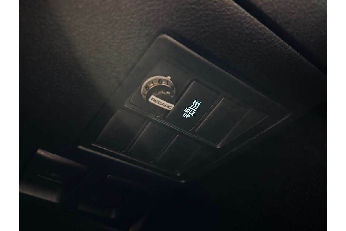 2017 Toyota Hilux SR5 GUN126R 4X4