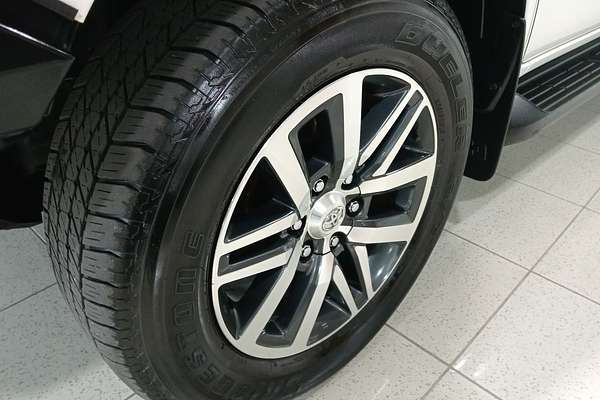 2020 Toyota Hilux SR5 GUN126R 4X4