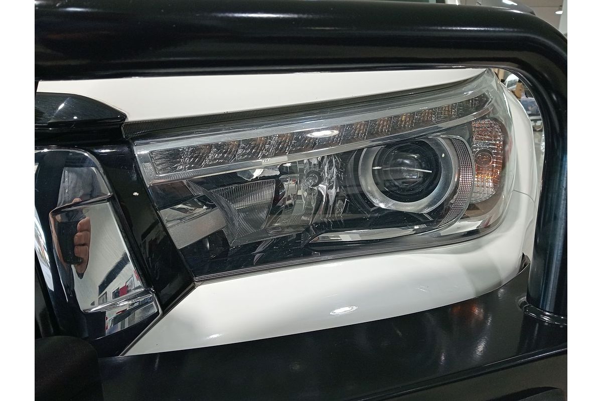 2020 Toyota Hilux SR5 GUN126R 4X4