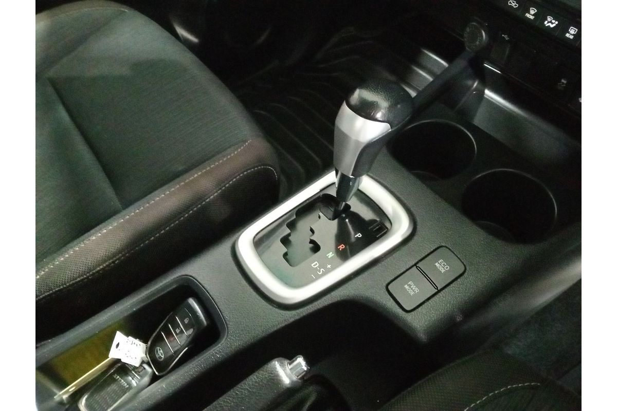 2020 Toyota Hilux SR5 GUN126R 4X4