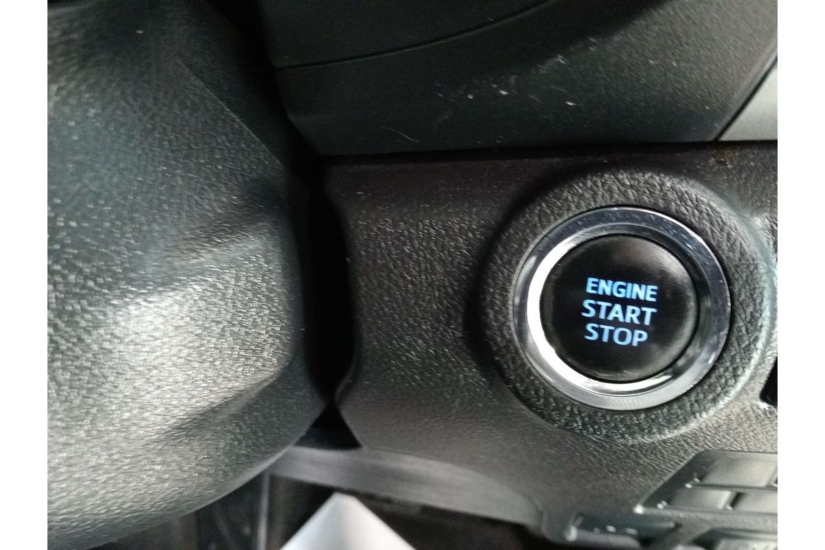 2020 Toyota Hilux SR5 GUN126R 4X4