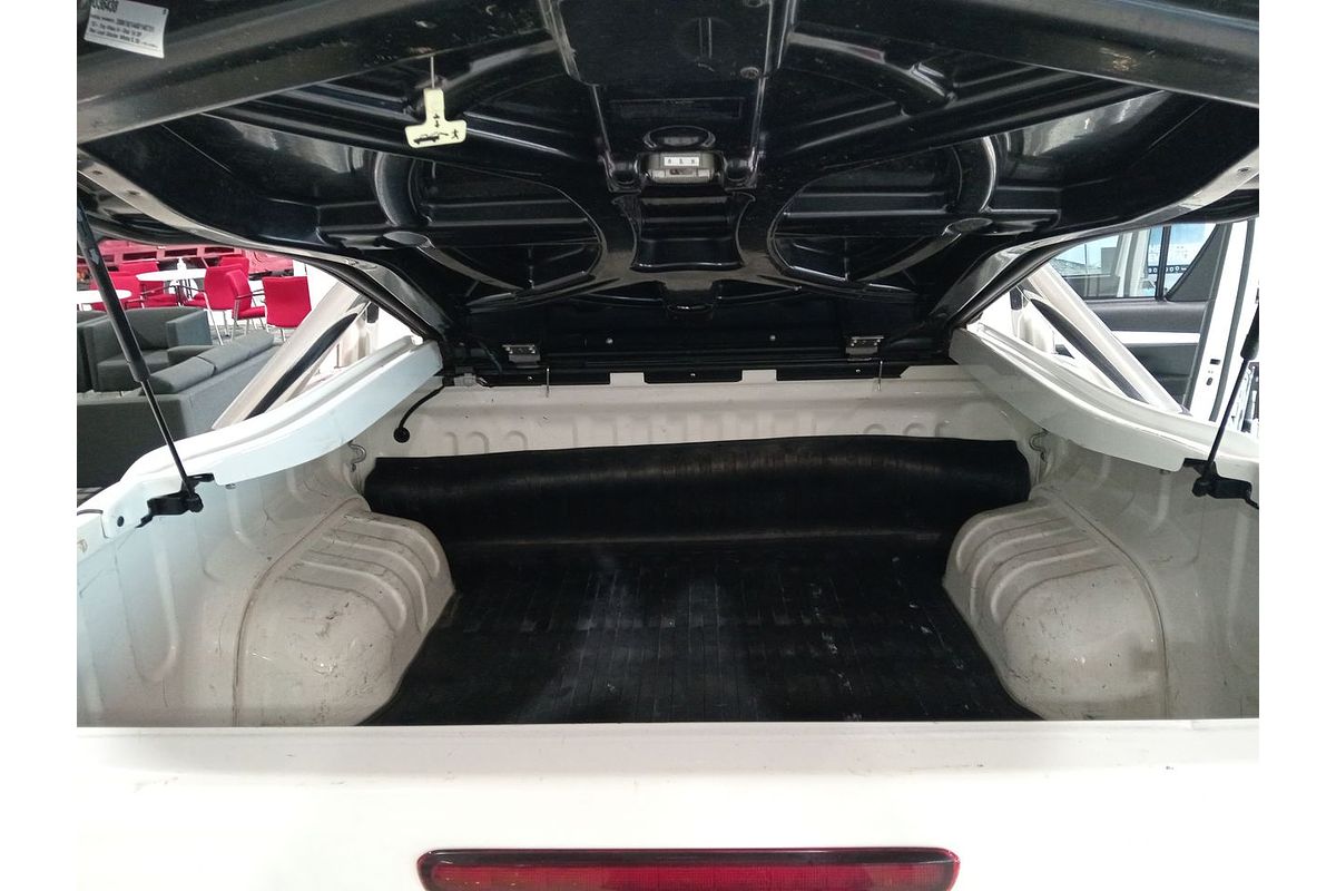 2020 Toyota Hilux SR5 GUN126R 4X4