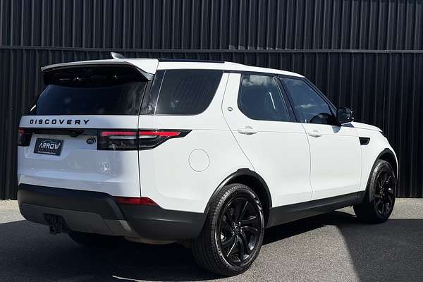 2017 Land Rover Discovery TD6 SE Series 5