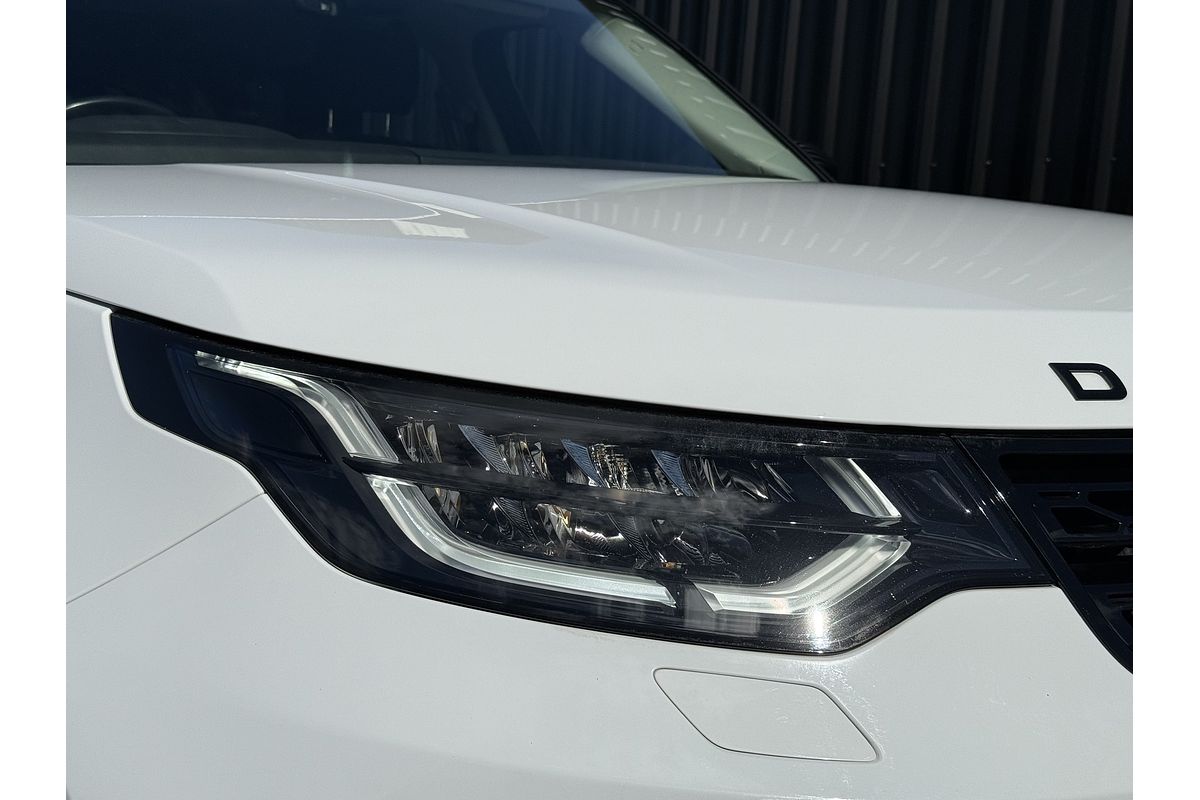 2017 Land Rover Discovery TD6 SE Series 5