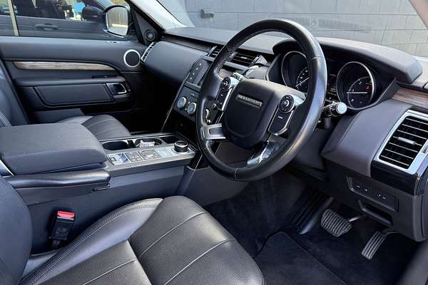 2017 Land Rover Discovery TD6 SE Series 5