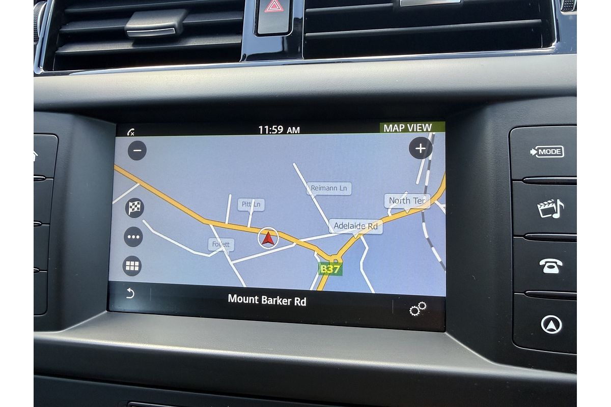 2017 Land Rover Discovery TD6 SE Series 5