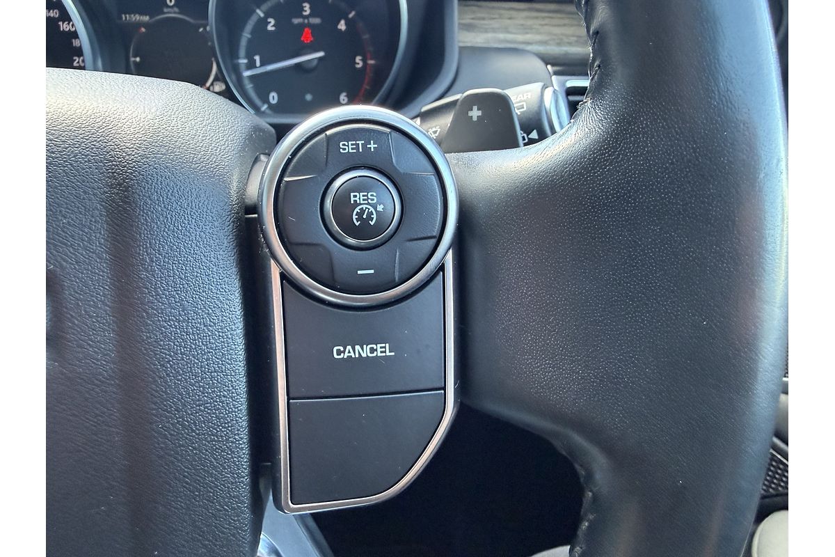 2017 Land Rover Discovery TD6 SE Series 5