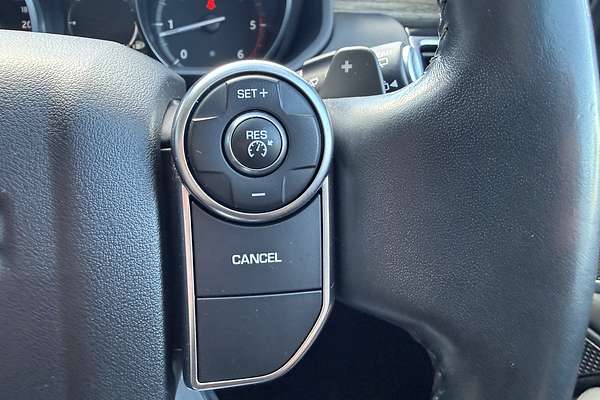 2017 Land Rover Discovery TD6 SE Series 5