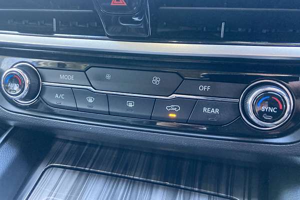 2020 LDV D90 Executive SV9A