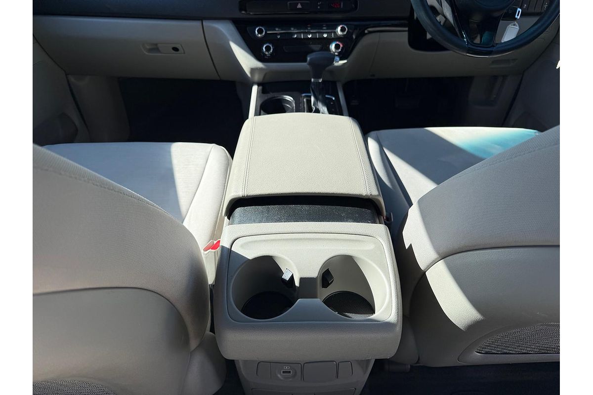 2016 Kia Carnival S YP