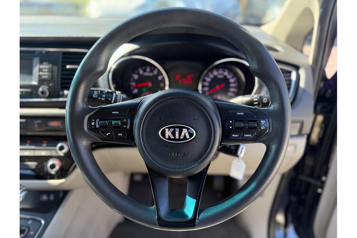 2016 Kia Carnival S YP