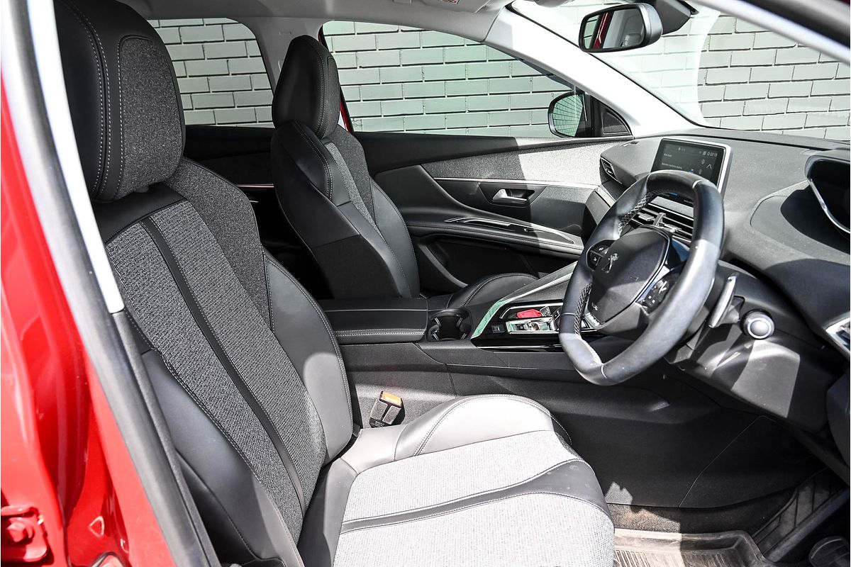 2017 Peugeot 3008 Allure P84