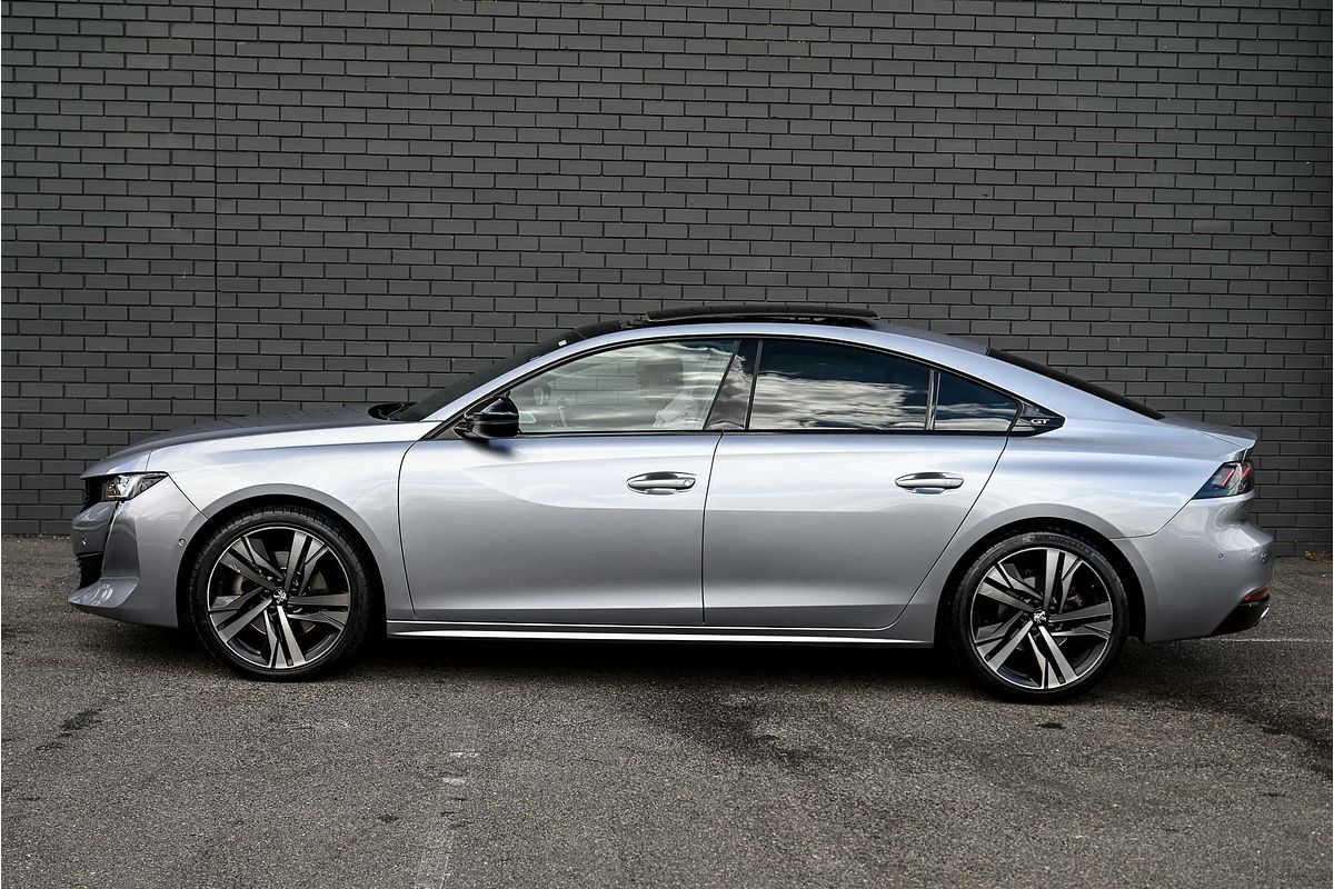 2023 Peugeot 508 GT R8