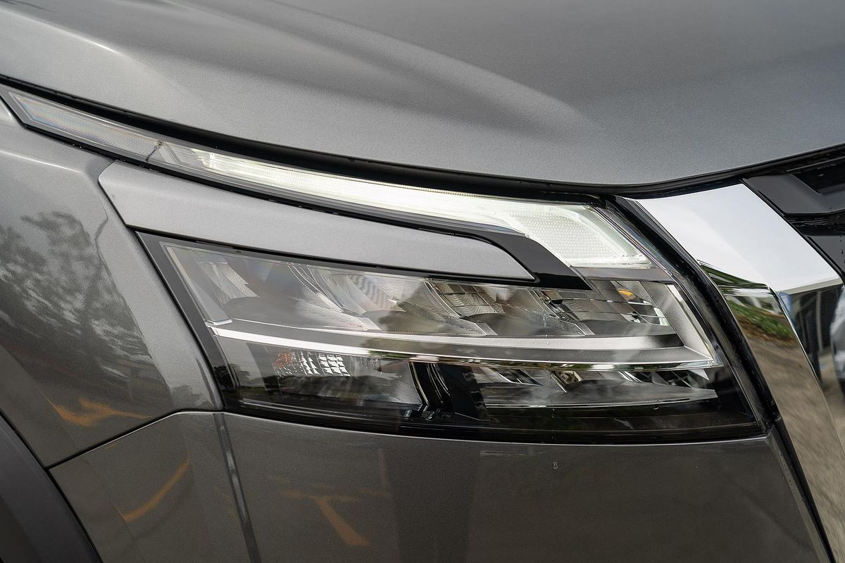 2023 Nissan Pathfinder Ti-L R53