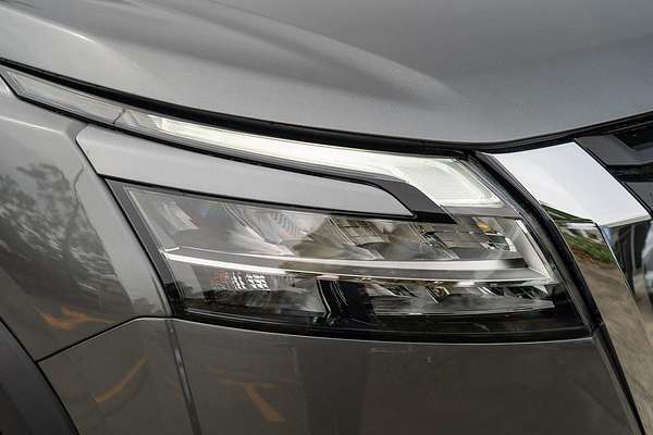 2023 Nissan Pathfinder Ti-L R53