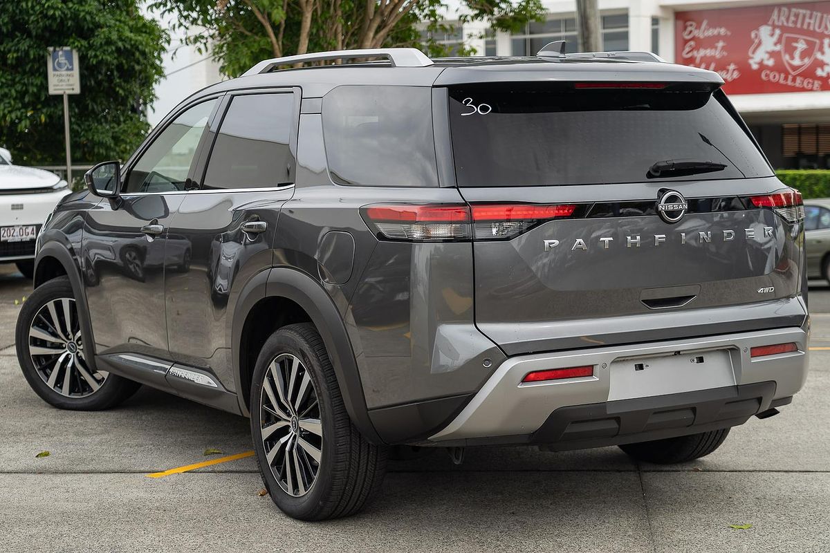 2023 Nissan Pathfinder Ti-L R53