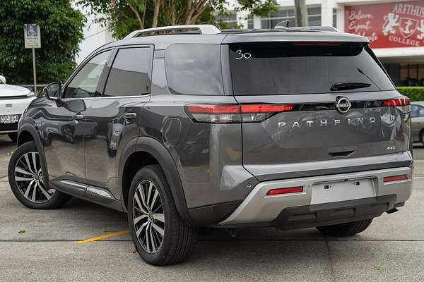2023 Nissan Pathfinder Ti-L R53