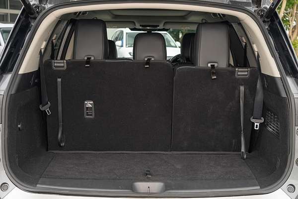 2023 Nissan Pathfinder Ti-L R53