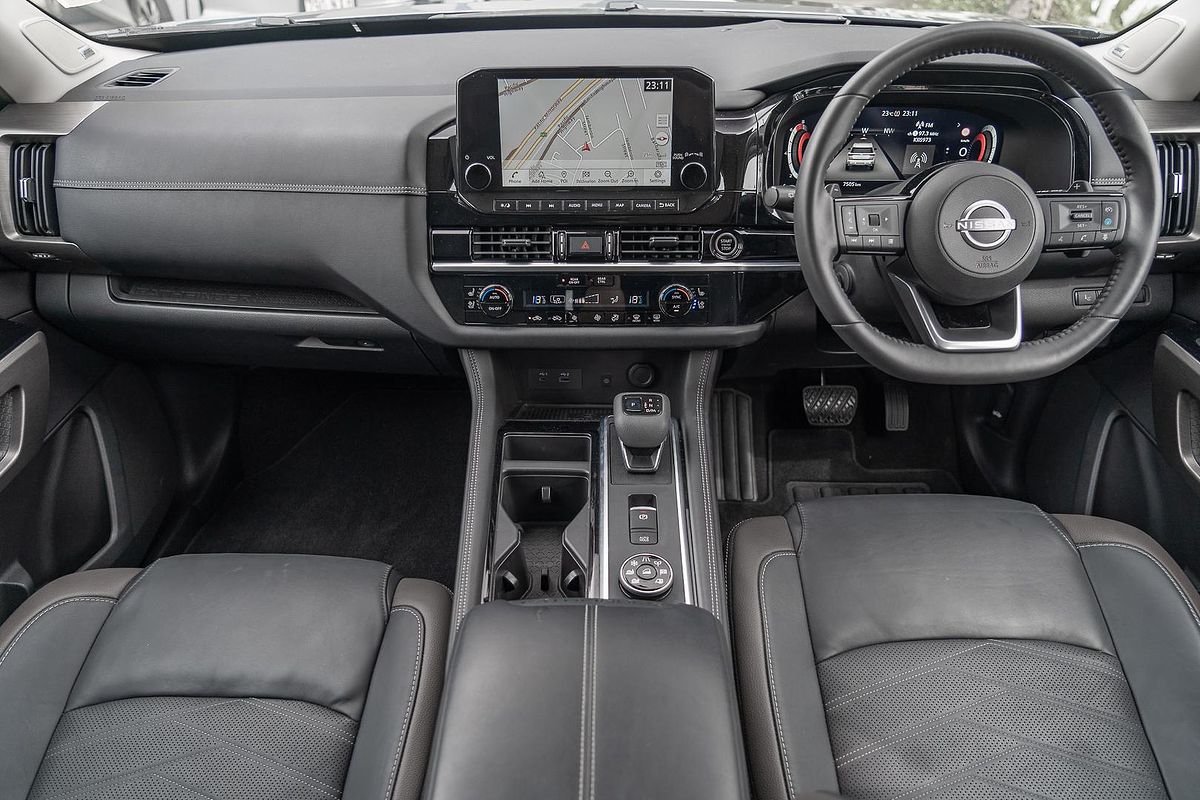 2023 Nissan Pathfinder Ti-L R53