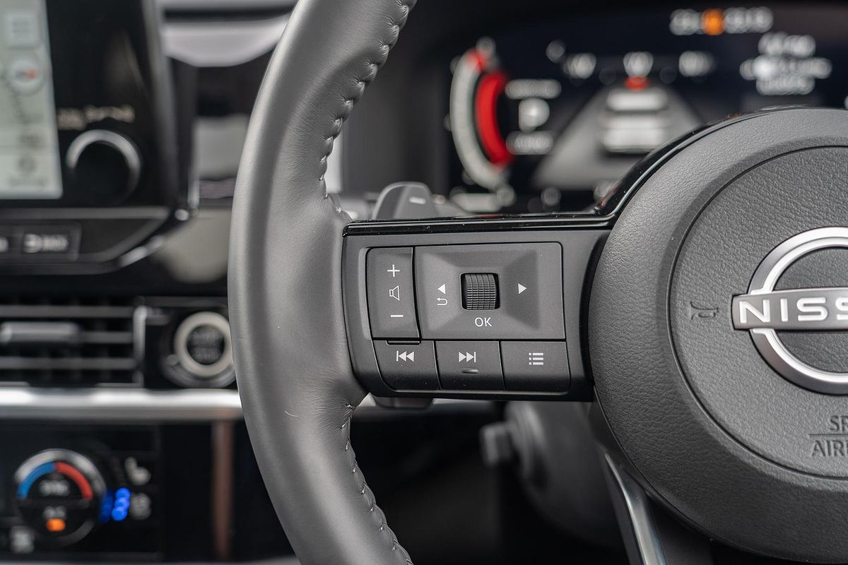 2023 Nissan Pathfinder Ti-L R53