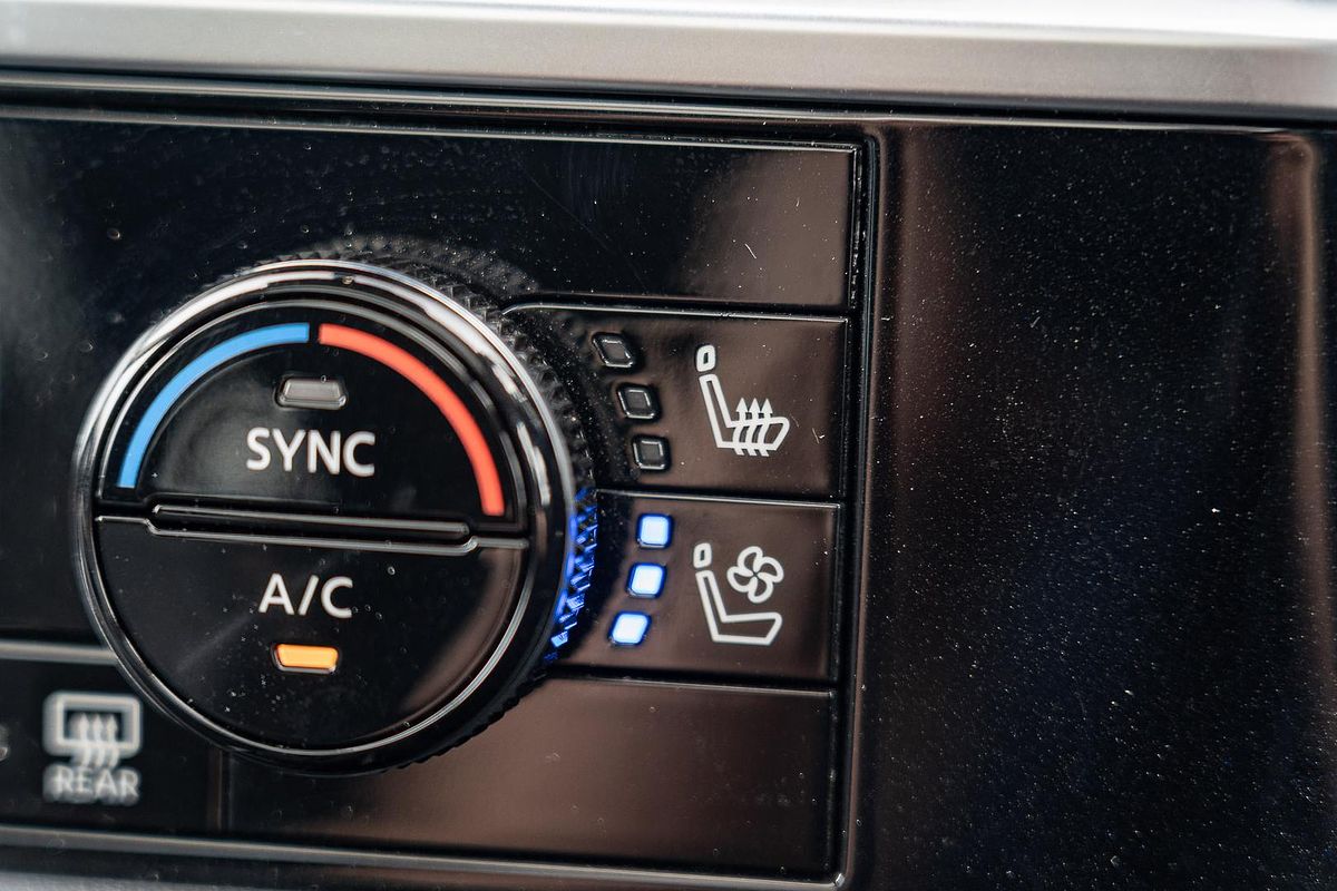 2023 Nissan Pathfinder Ti-L R53