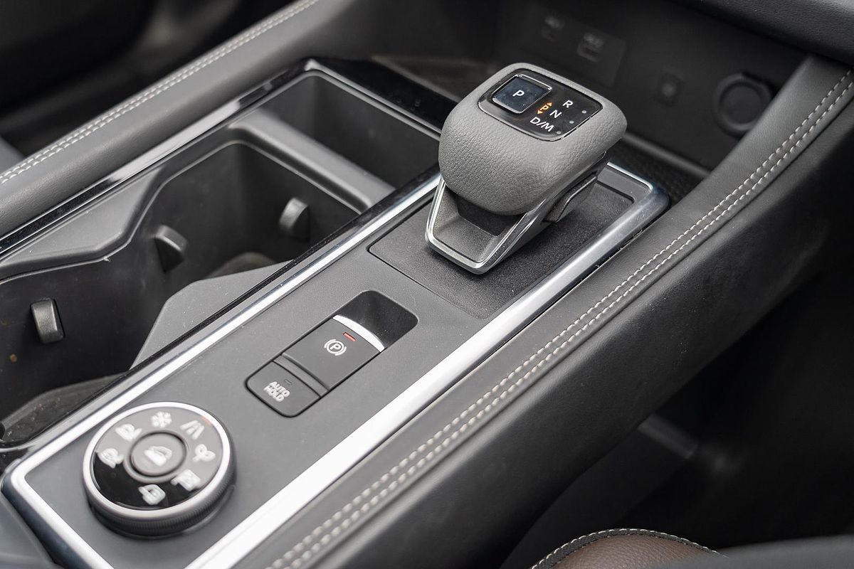 2023 Nissan Pathfinder Ti-L R53