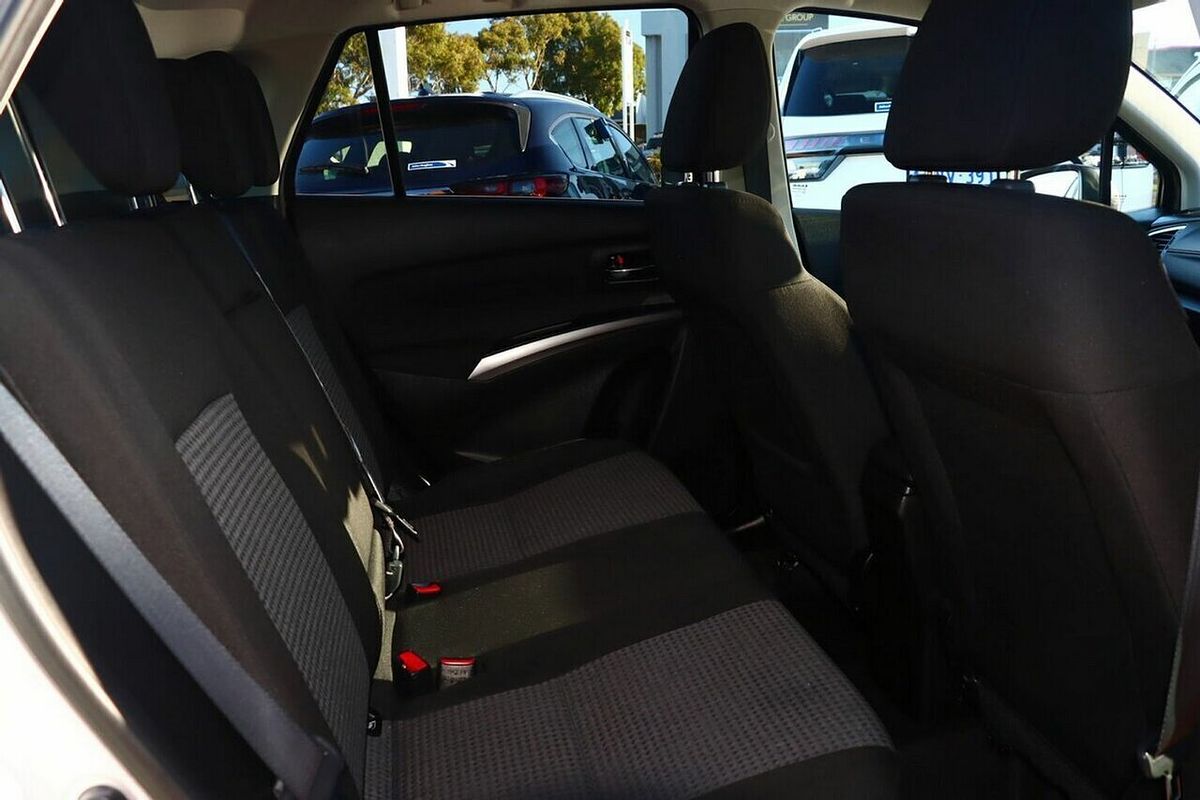 2024 Suzuki S-Cross JYB