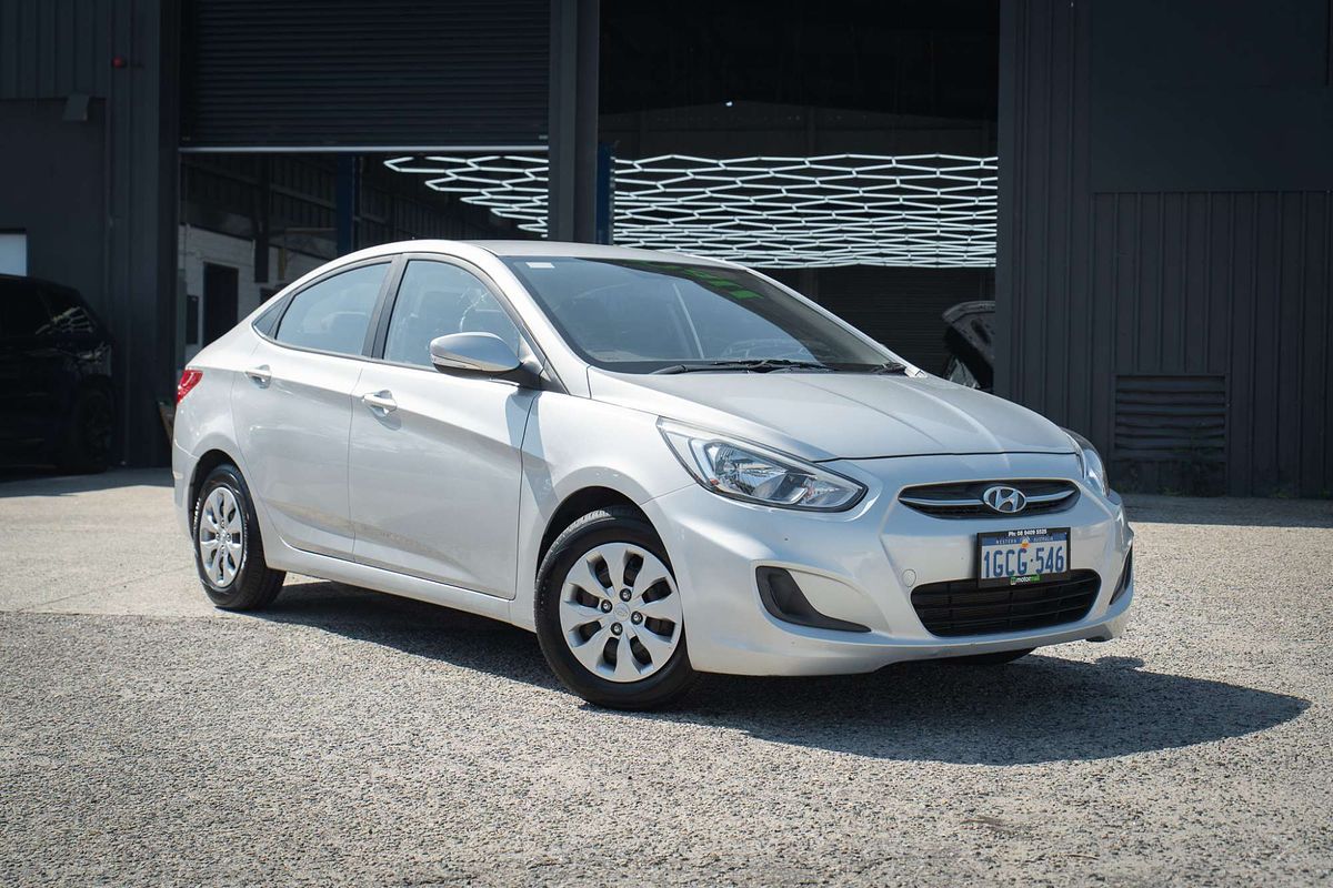2016 Hyundai Accent Active RB4