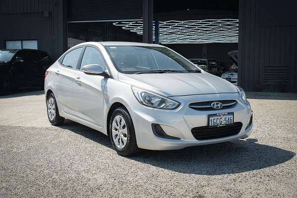 2016 Hyundai Accent Active RB4