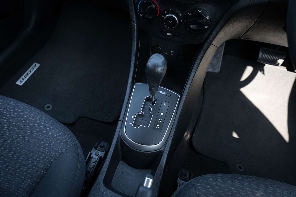 2016 Hyundai Accent Active RB4