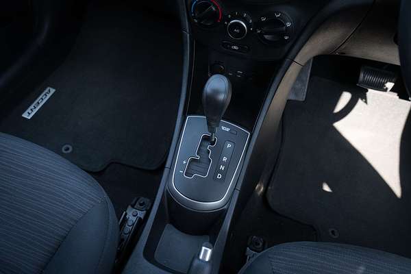 2016 Hyundai Accent Active RB4