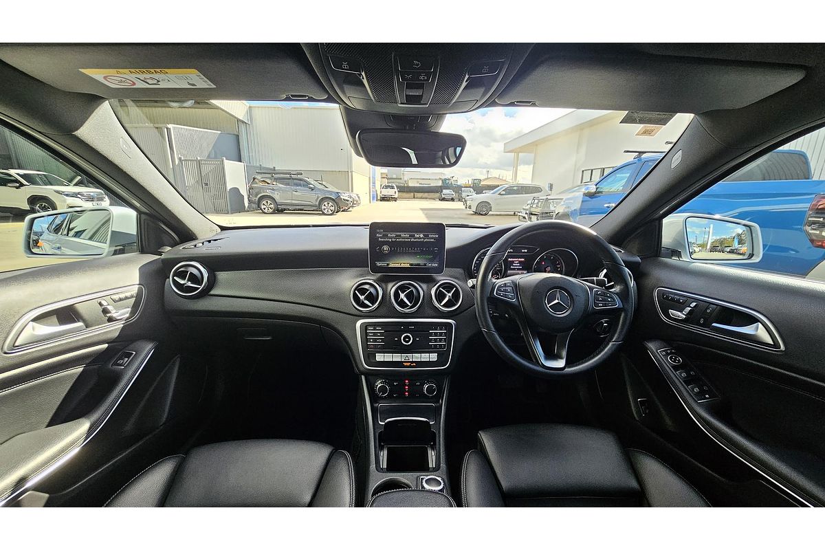2019 Mercedes-Benz GLA-Class GLA180 X156
