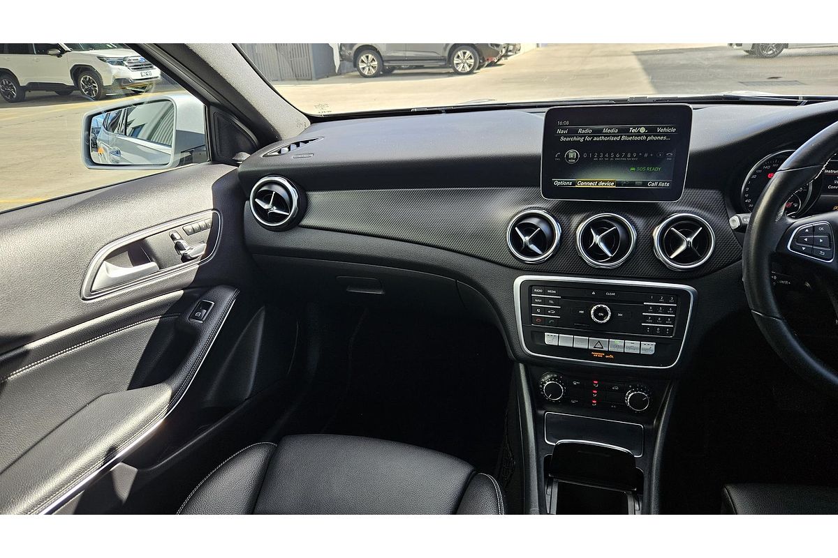 2019 Mercedes-Benz GLA-Class GLA180 X156