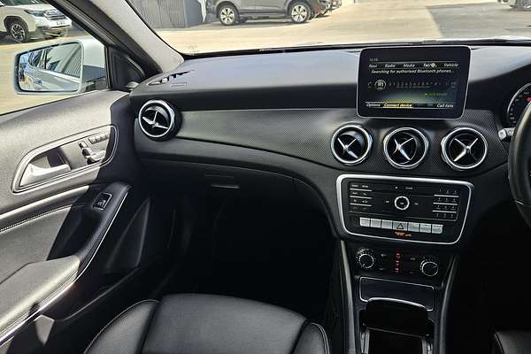 2019 Mercedes-Benz GLA-Class GLA180 X156