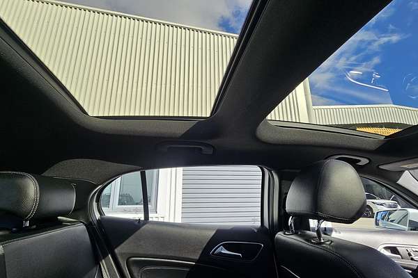 2019 Mercedes-Benz GLA-Class GLA180 X156