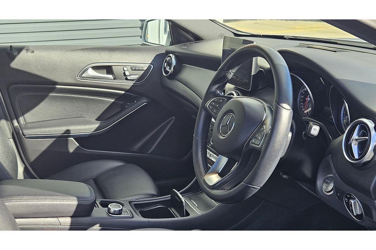 2019 Mercedes-Benz GLA-Class GLA180 X156