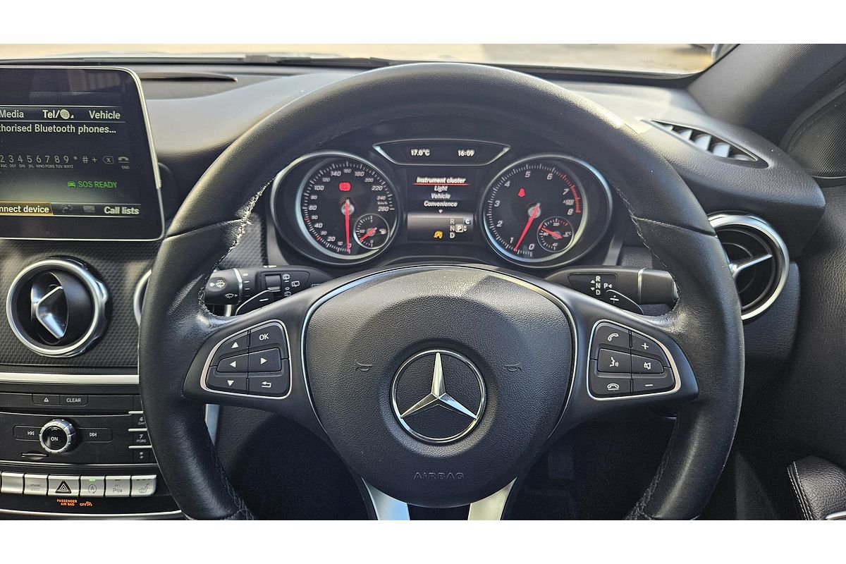 2019 Mercedes-Benz GLA-Class GLA180 X156