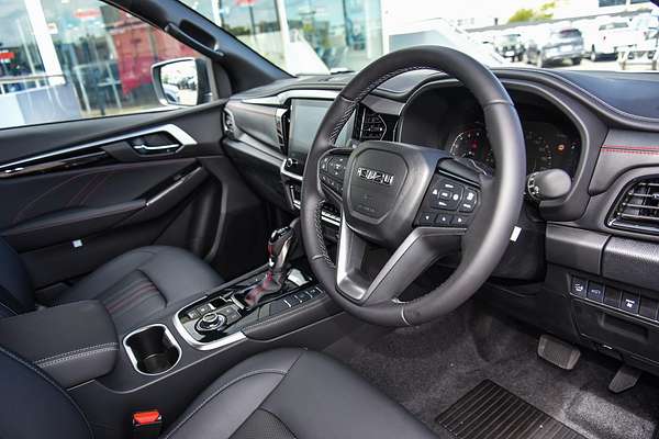 2025 Isuzu MU-X