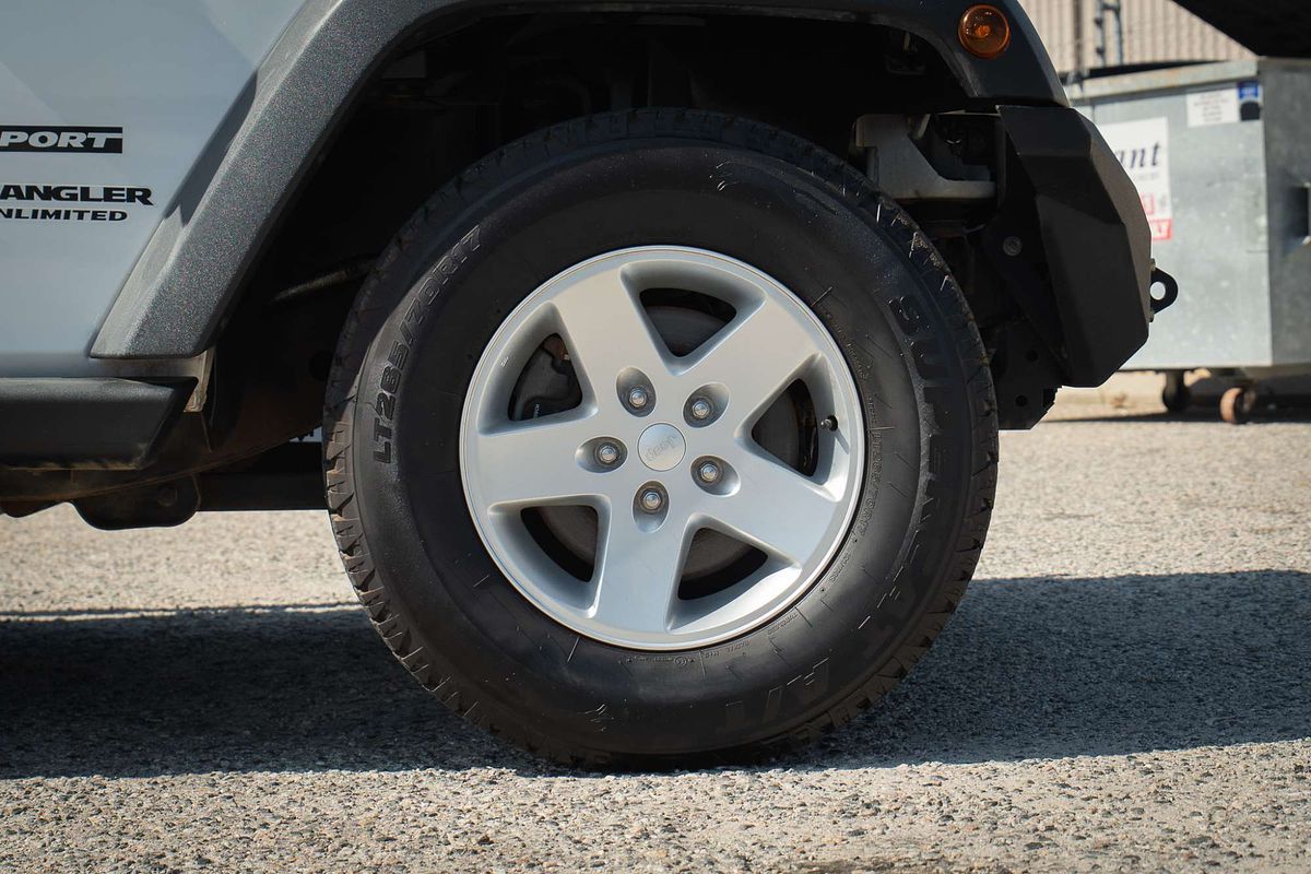 2015 Jeep Wrangler Unlimited Sport JK