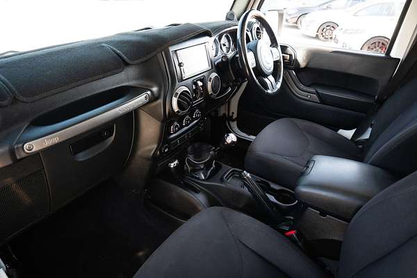 2015 Jeep Wrangler Unlimited Sport JK