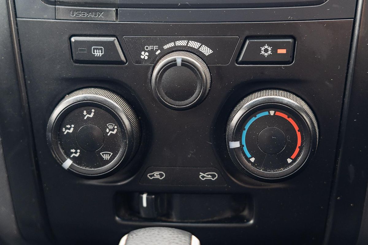 2017 Isuzu D-MAX SX 4X4