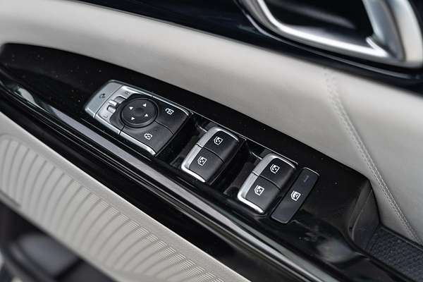 2020 Kia Carnival Platinum KA4