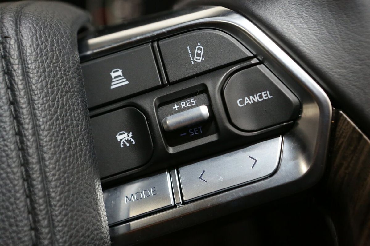2024 Toyota Landcruiser VX FJA300R