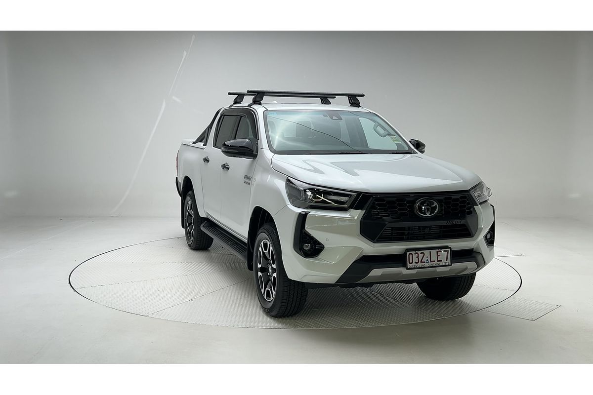 2024 Toyota Hilux SR5 48V GUN126R 4X4