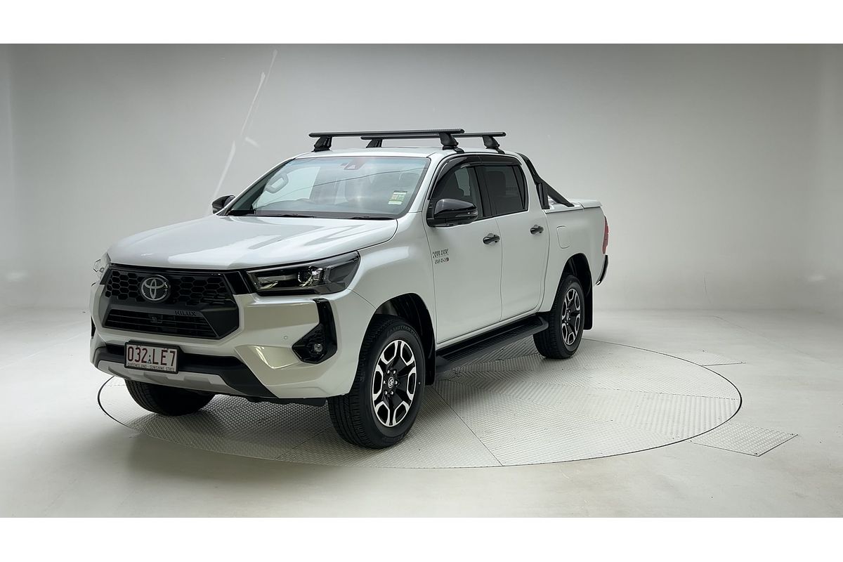 2024 Toyota Hilux SR5 48V GUN126R 4X4
