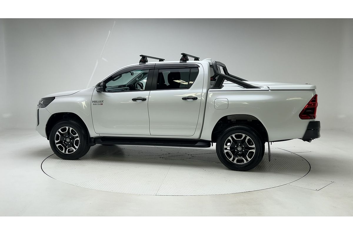 2024 Toyota Hilux SR5 48V GUN126R 4X4